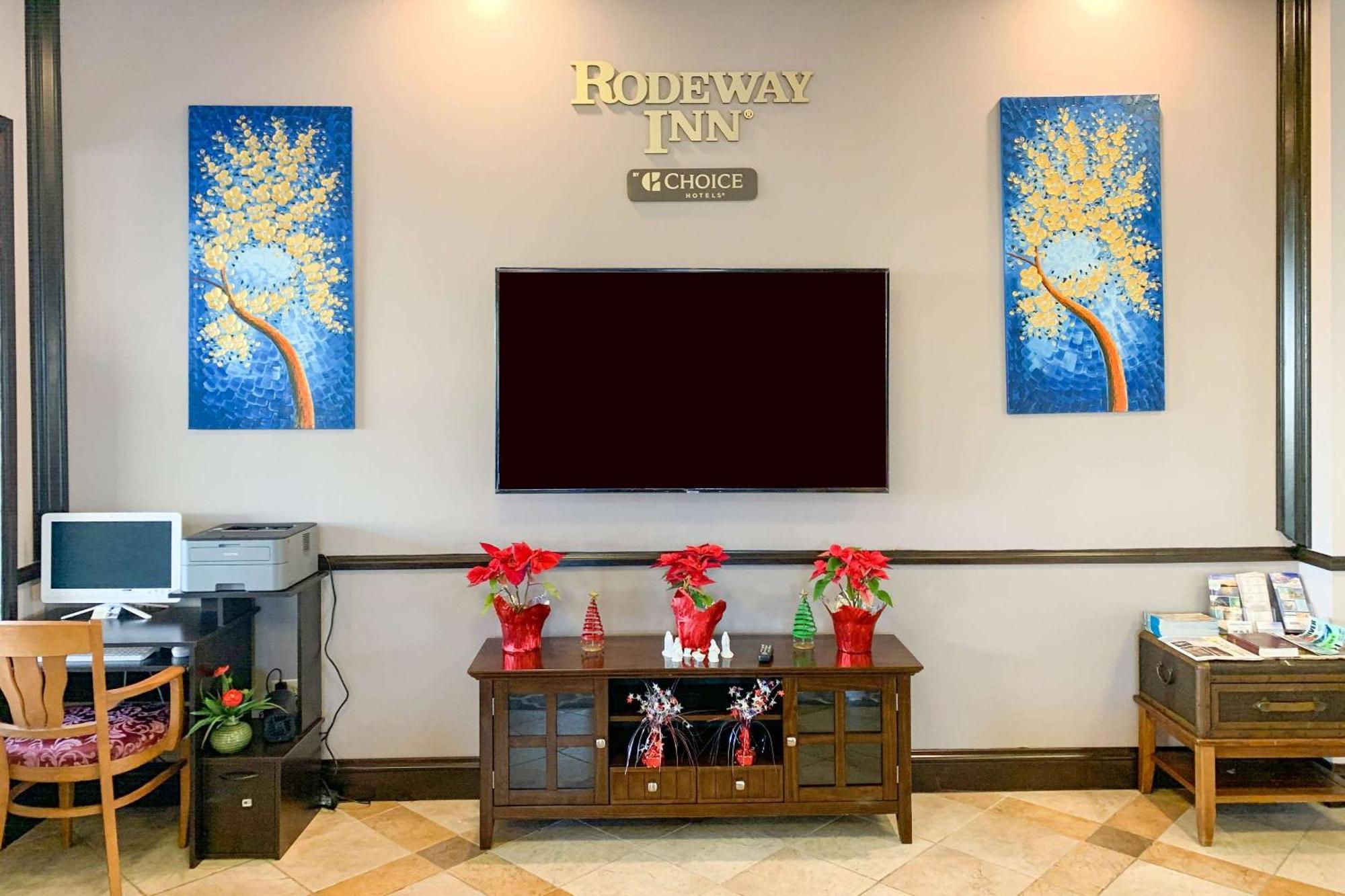 Rodeway Inn Sun City Center Buitenkant foto
